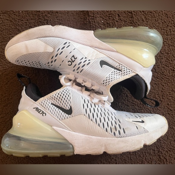 Nike Air Max 270s - Picture 1 of 4